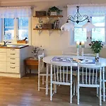 6 Person In Hébergement de vacances *
