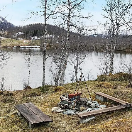 6 Person In Semesterbostad *